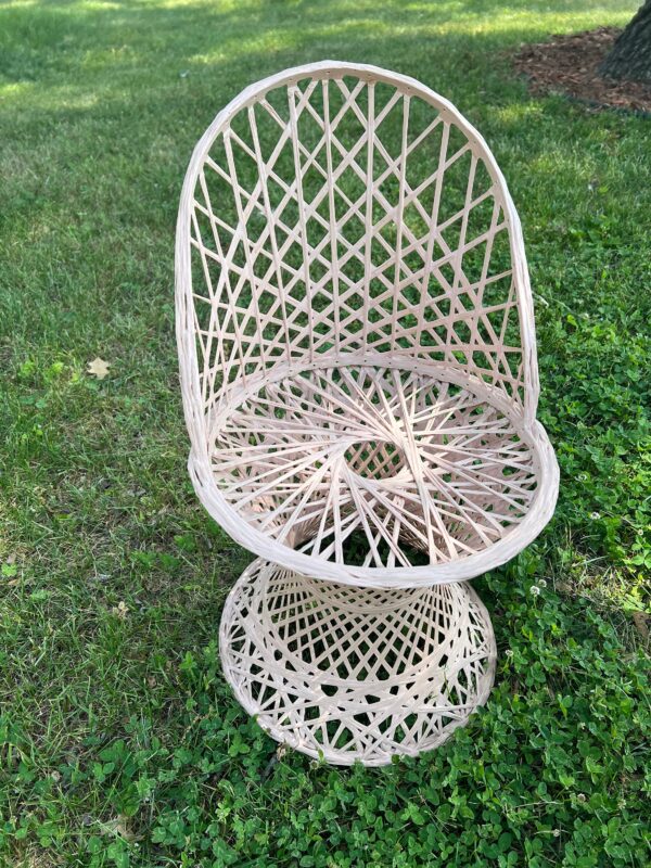 Russell Woodard Child Table & Chairs Set/ Vintage Child Table Set - Image 6