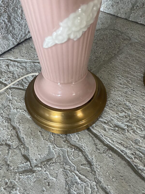 Pink Porcelain Ceramic Cherub Lamp Pair / Hollywood Regency Pink Ceramic - Image 9