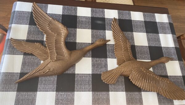 Syroco Geese / MCM Pair Geese in Flight /#7055 /#7056 Vintage Syroco Geese - Image 3