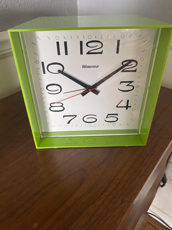 Vintage Wedgefield Cube Clock / West Germany Lime Green Mod Cube Clock/ 60s Mod - Image 9