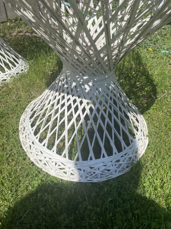 Russell Woodard Spun Fiberglass Chairs - Image 8